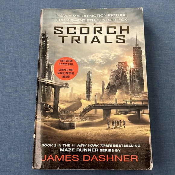 The Maze Runner & Scorch Trials Books 1&2 In The Series by James Dashner SC - Picture 4 of 16